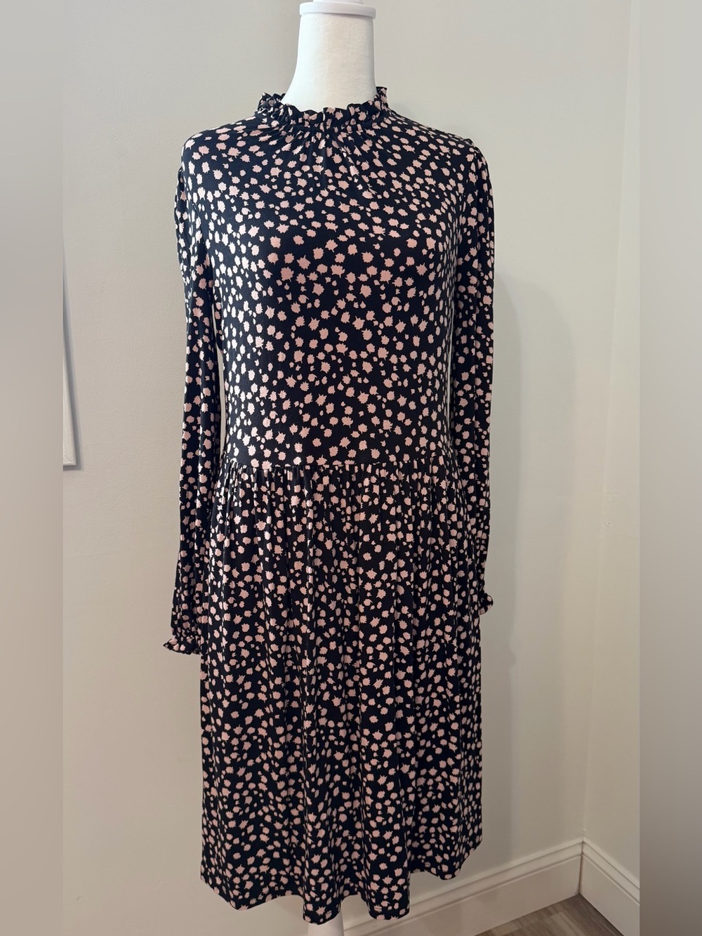 Boden Black & Pink Spot Jersey Midi Dress Size US 6L High Neck Long Sleeve
